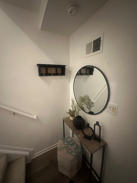 Building Photo - 9663 Harbour Cove Ct