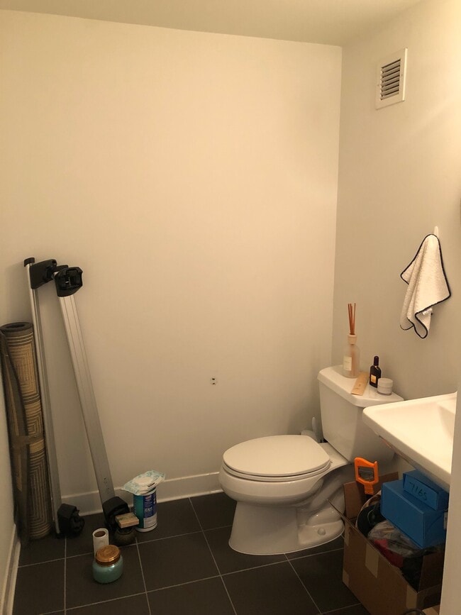 Building Photo - 1 Earhart St