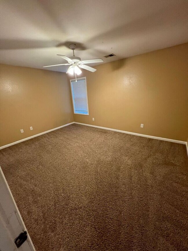 Building Photo - !!!WARNING: AVOID SCAMS CONFIRM RENTAL AT ...