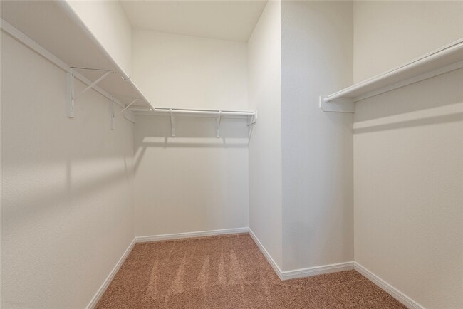 Building Photo - 2815 Icarus Dr