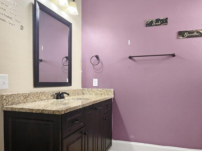 Building Photo - 8614 Crenshaw Dr