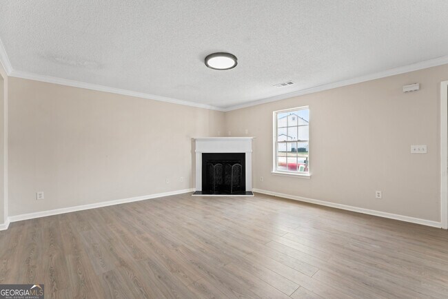 Building Photo - 309 Coral Cir