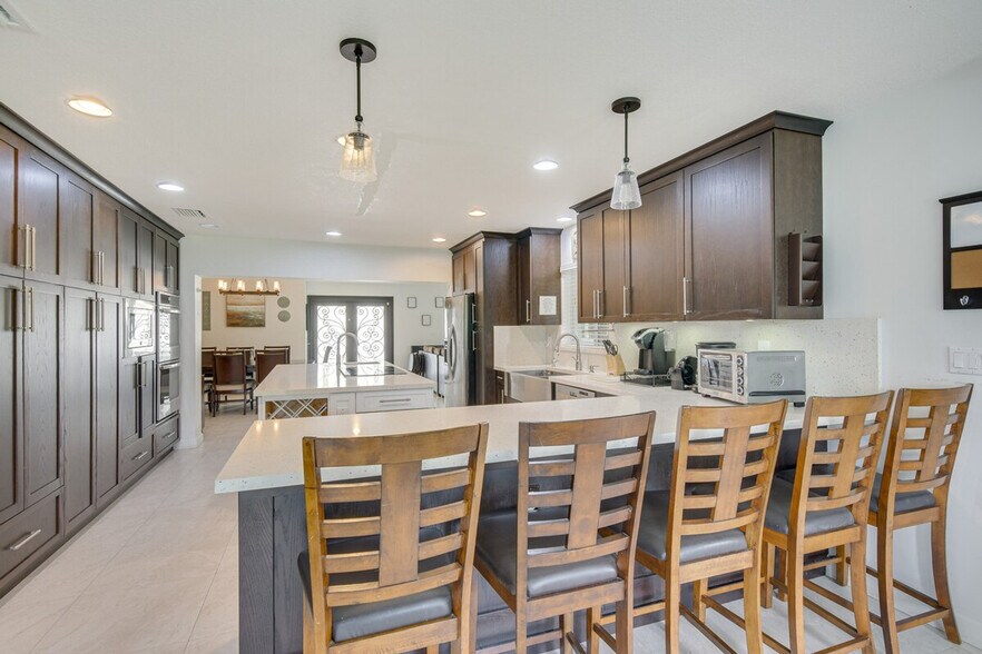 Building Photo - 15300 SW 164th St