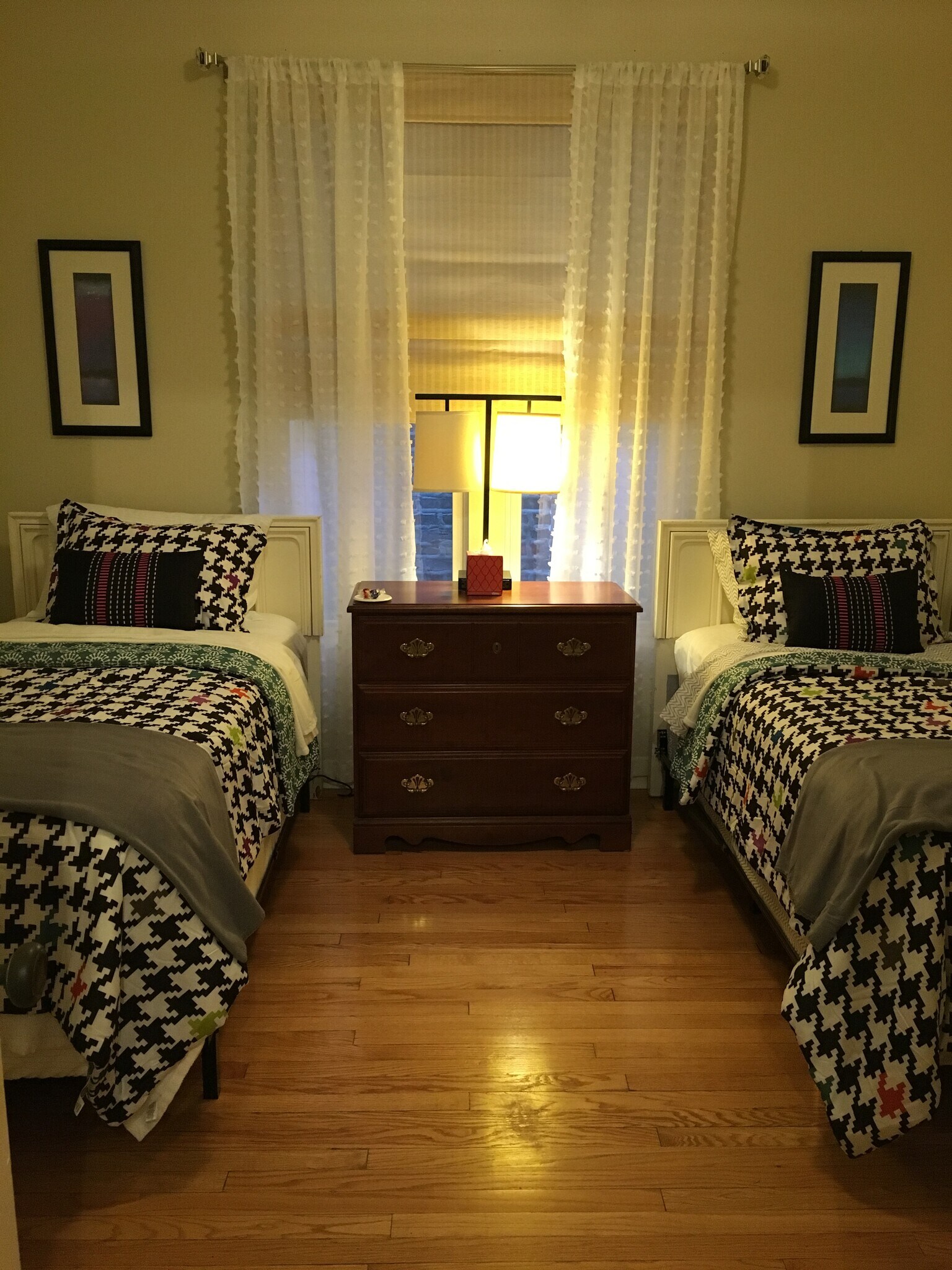 Bedroom 2 - 1844 Humboldt N Blvd