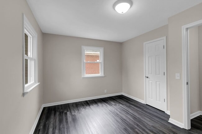 Building Photo - 3610 Gale Ln