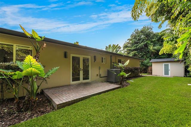 Building Photo - 6701 SW 49th Ter