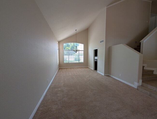 Building Photo - 15219 S 47th St