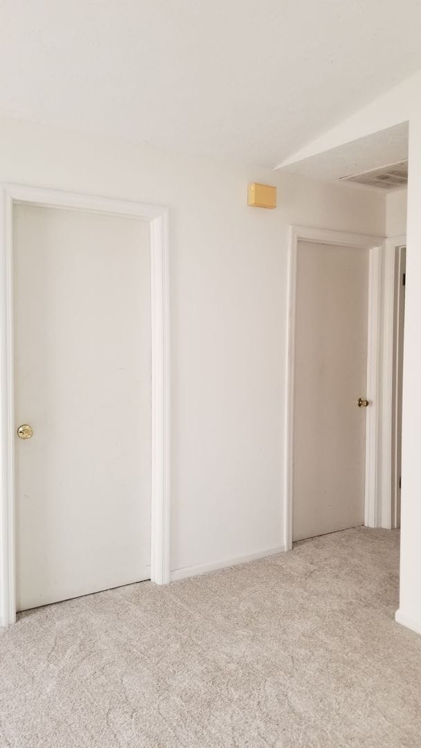 Building Photo - Available from May 15th.  2 Bedroom home with garage. Great Area and Location!