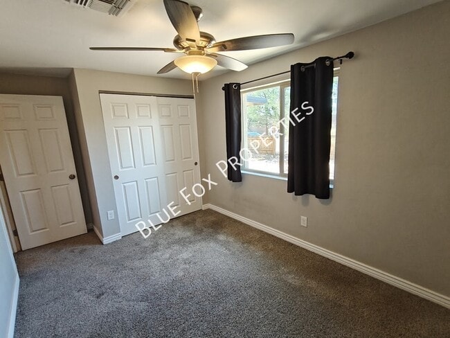 Building Photo - 619 S Highland Ave
