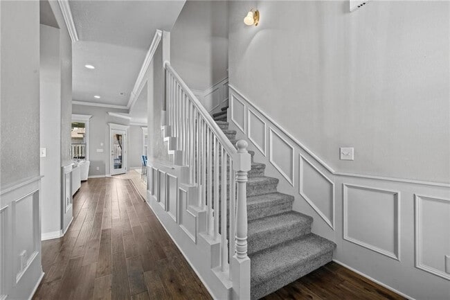 Building Photo - 801 Bellmara Cir