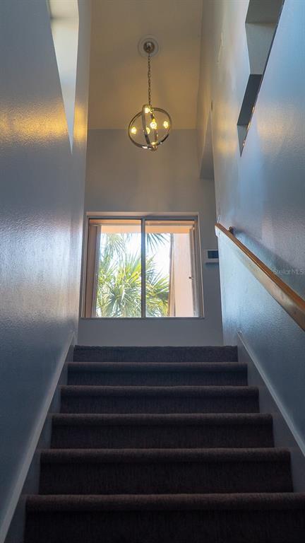 Building Photo - 1635 Royal Palm Dr S