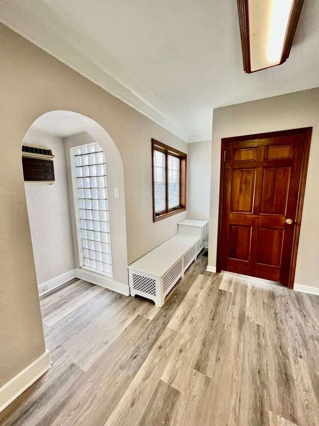 Building Photo - Charming Allison Park 3-bedroom, 1.5-bath ...