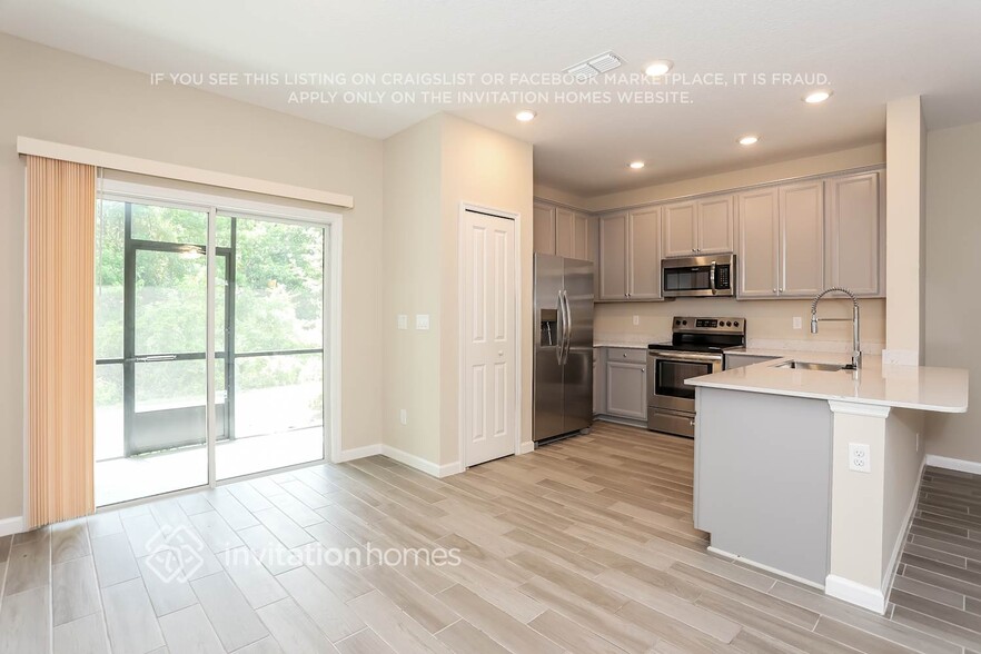 Building Photo - 13268 Shore Grass Dr