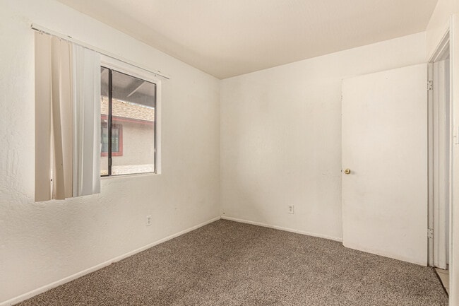 Building Photo - 53 N San Jose
