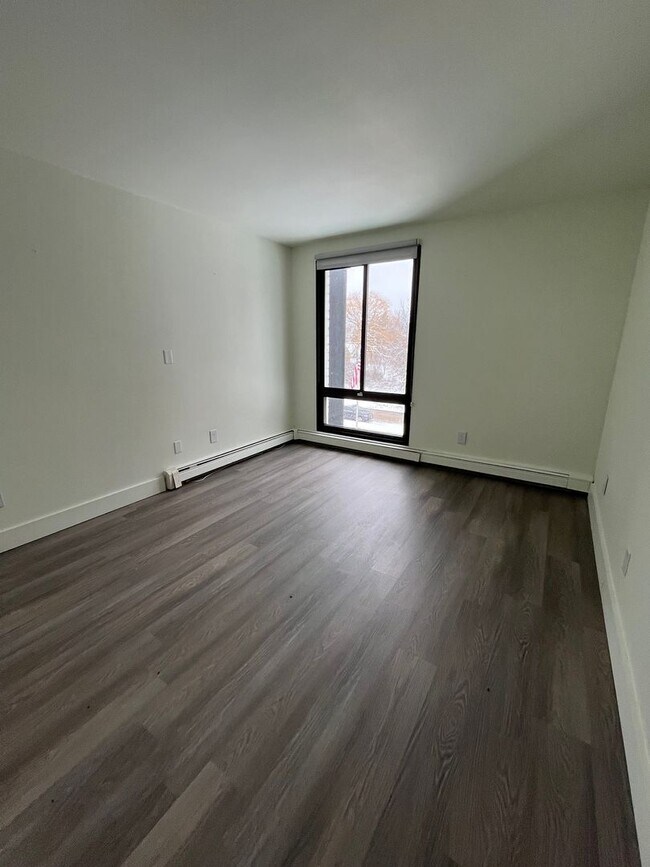 Building Photo - 7290 W Dean Rd