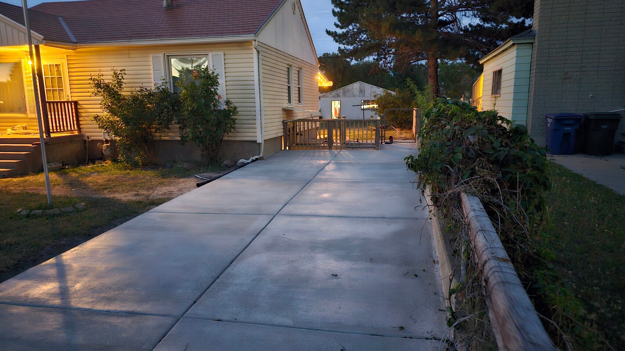Driveway / Parking - 3407 S 3690 W