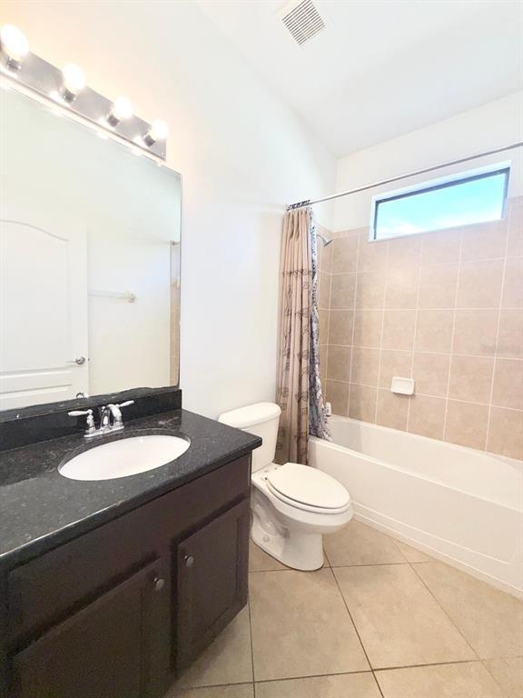 Building Photo - 12747 Tikal Way