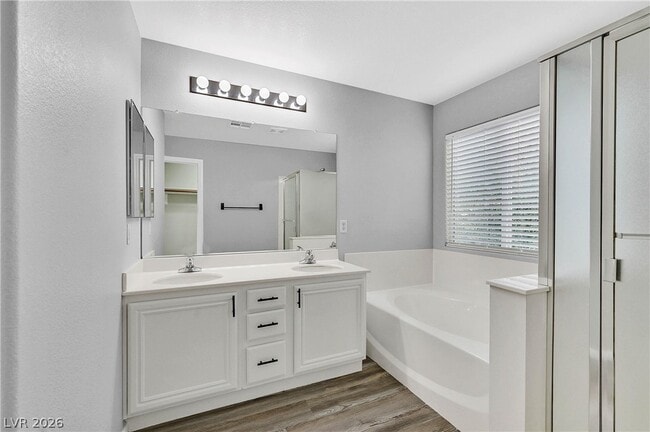 Building Photo - 340 Silverado Pines Ave