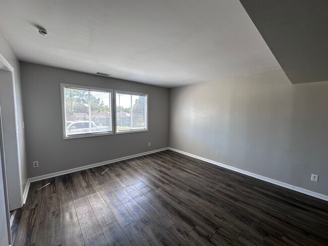 Building Photo - North Augusta Duplex