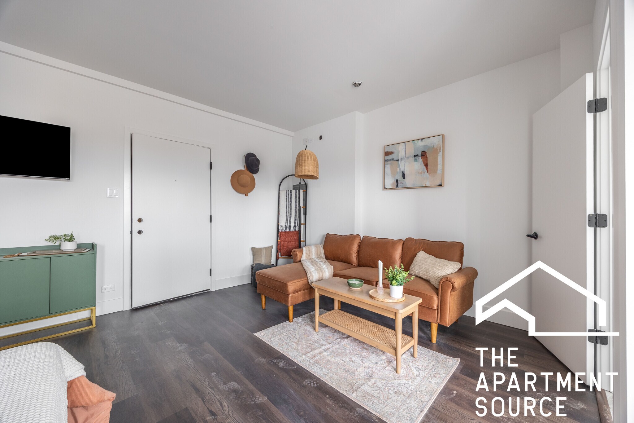 Building Photo - 1553 W Hollywood Ave