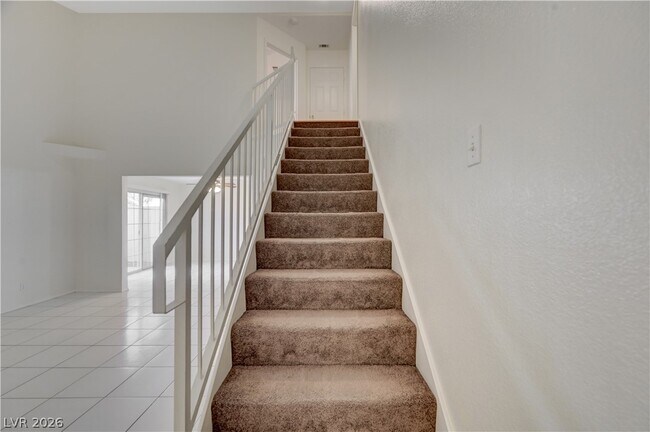 Building Photo - 8039 Teresita Ave