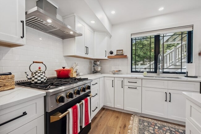 Building Photo - 9 Tidal Cove Way