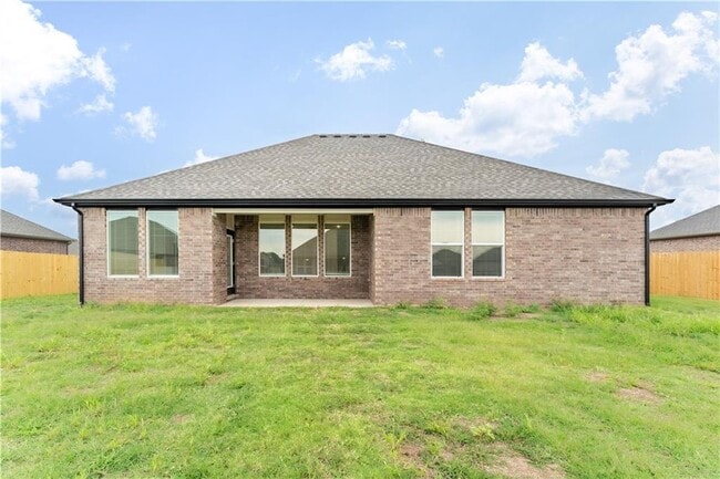 Building Photo - 2239 Riggins Ave