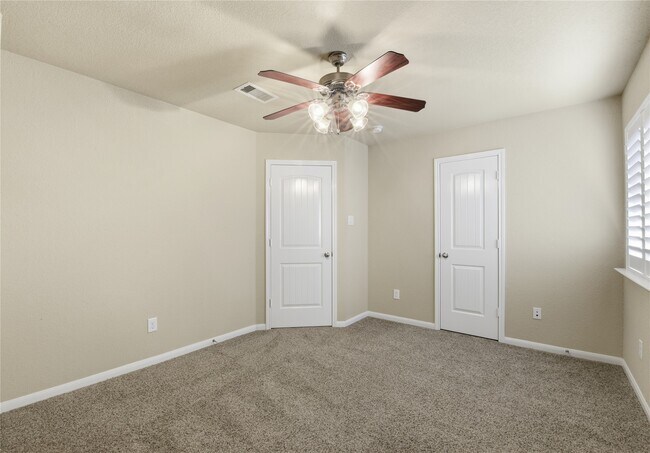 Building Photo - 114 Forest Elk Pl