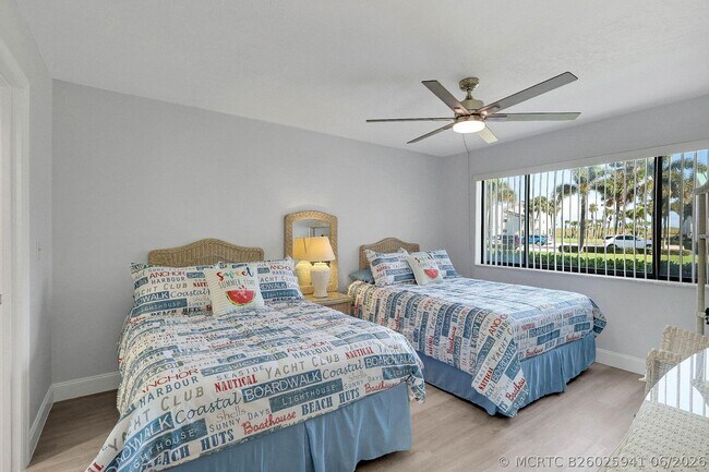 Building Photo - 2400 S Ocean Dr