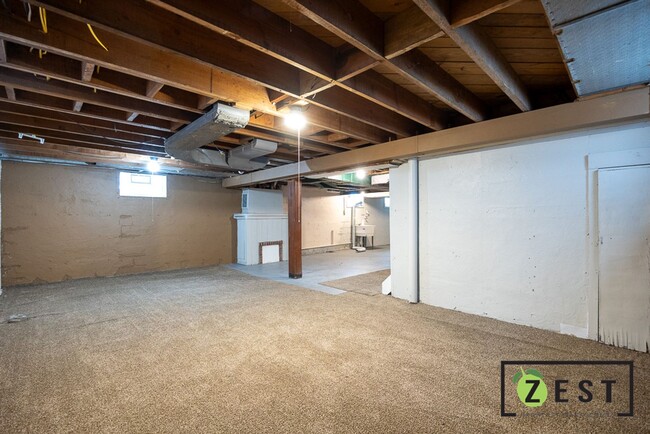 Building Photo - OPEN HOUSE TUESDAY DECEMBER 31st 5pm to 5:...