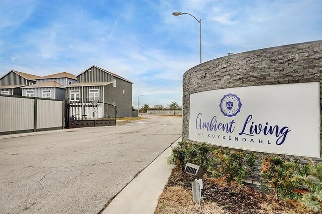 Building Photo - 4906 Paradigm Ln