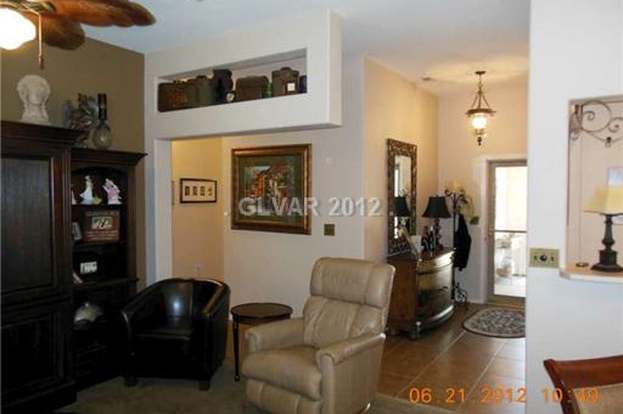 Building Photo - 2129 High Mesa Dr