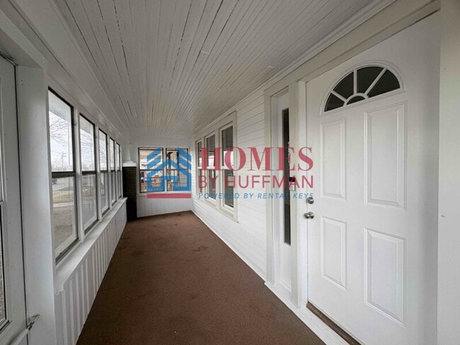 Building Photo - Two Bedroom House | Move in Ready