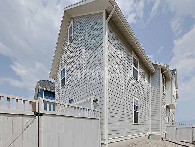 Building Photo - 6057 W Arranmore Dr