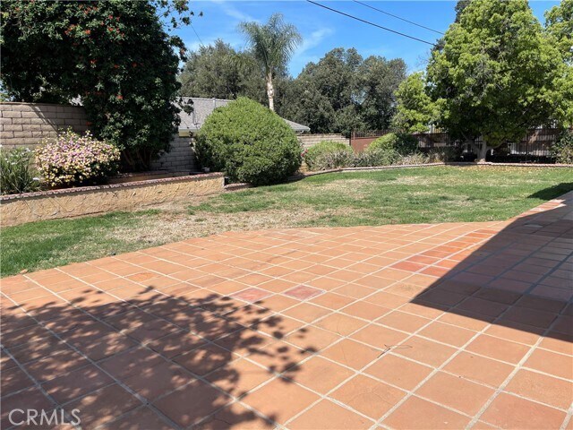 Building Photo - 5991 Keswick Ave