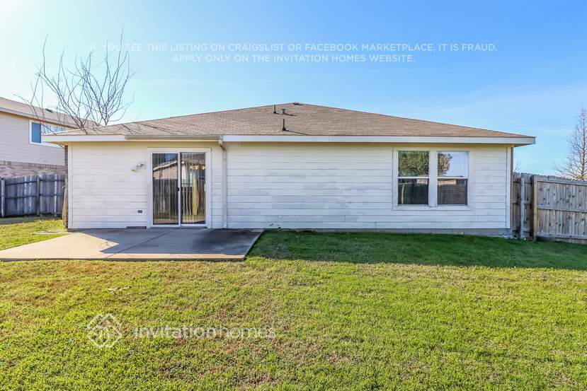 Building Photo - 4401 Centennial Ct