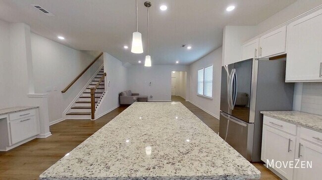 Building Photo - 808 Falls Grove Trl