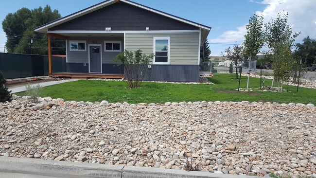 Building Photo - 501 S 12th St