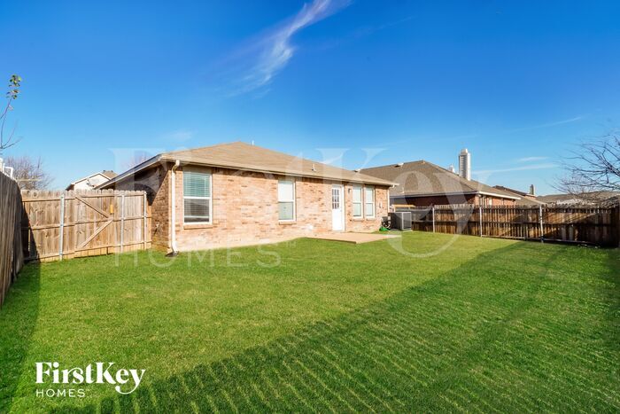 Building Photo - 808 Moss Glen Trail