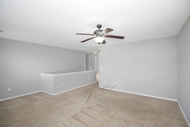 Building Photo - Spacious 3BD/2.5BA Home in Cabarrus Crossing!