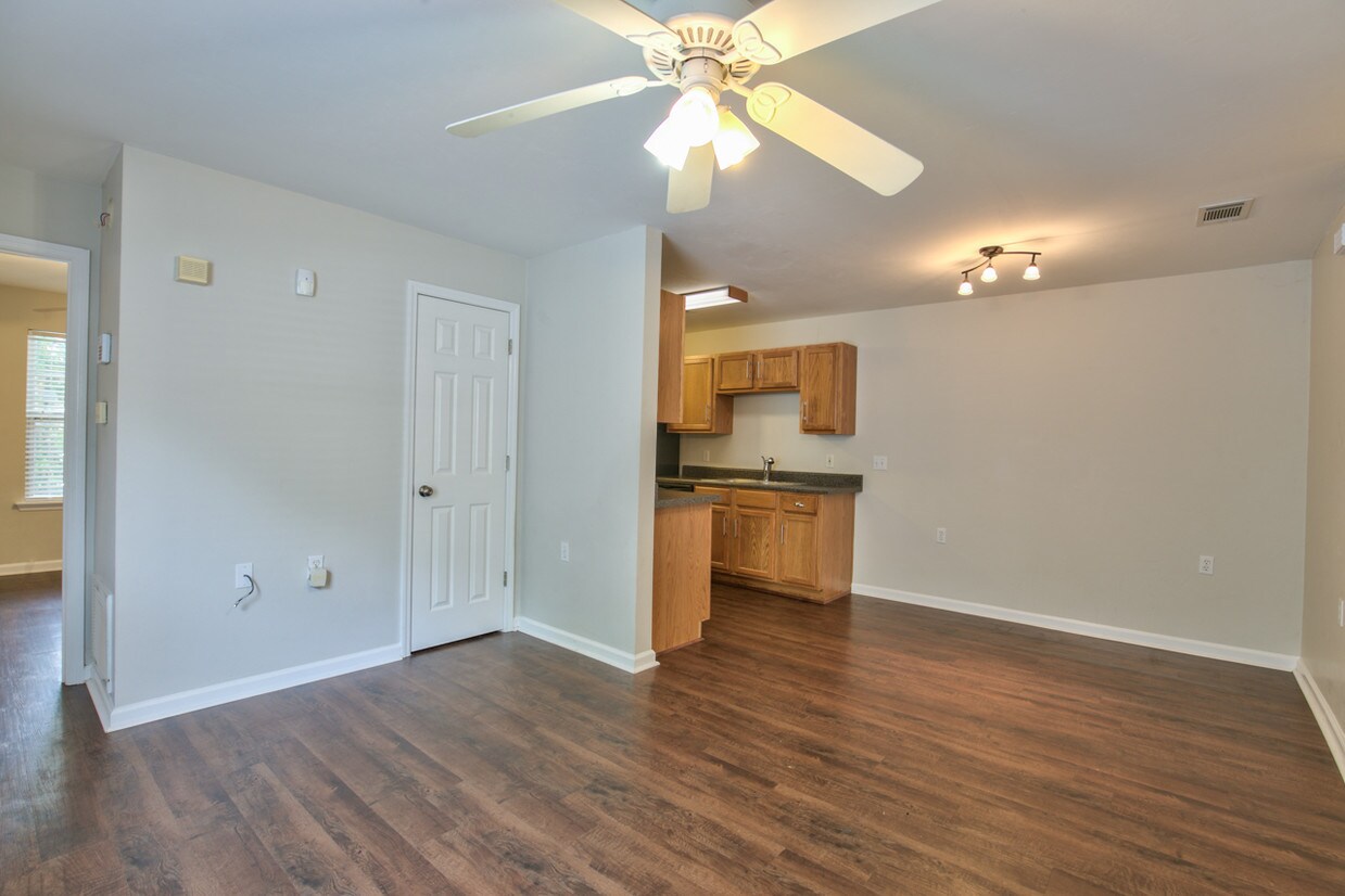 Richmond Place Tallahassee Fl Apartment Finder Richmond Place Tallahassee Fl Apartment Finder