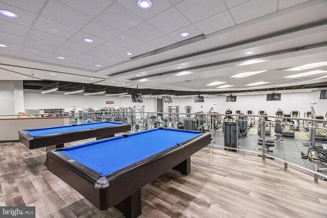 Building Photo - 1021 Arlington Blvd