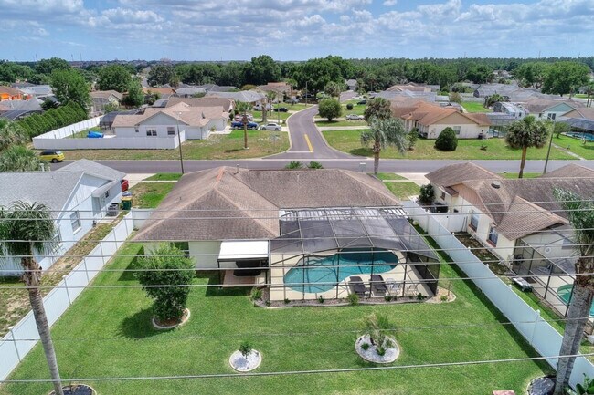 Building Photo - 7725 Indian Ridge Trail N