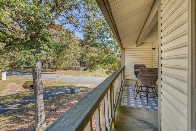 Building Photo - 101 Pine Forest Dr