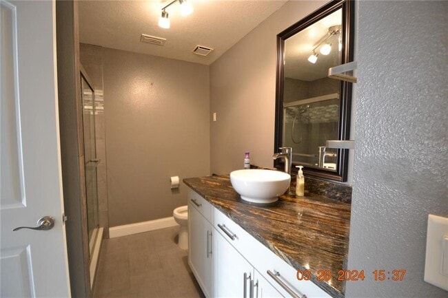 Building Photo - 2212 Stonemill Dr