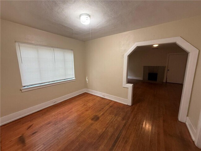 Building Photo - 312 Grant St