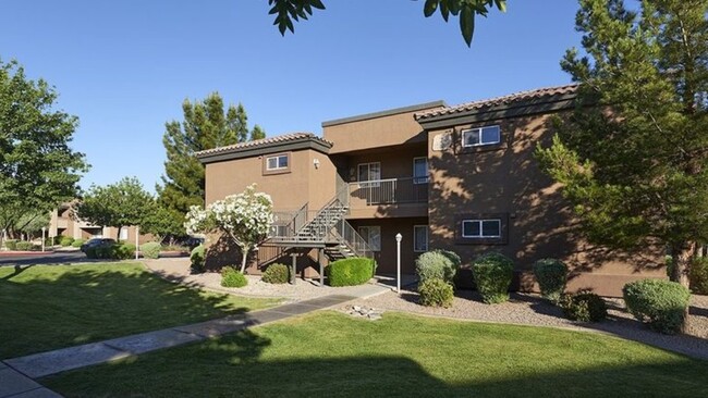 Building Photo - 7759 N Silverbell Rd
