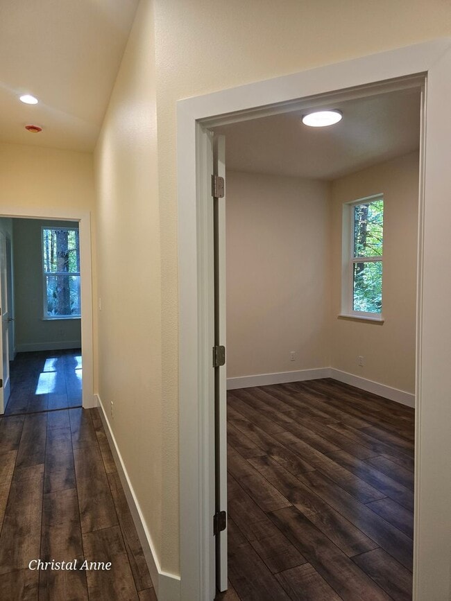 Building Photo - Beautiful Brand New 3 Bedroom