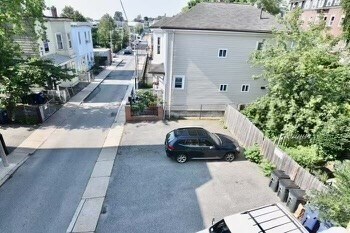 Building Photo - 17 Savin Hill Ave