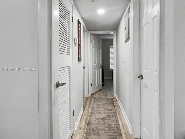 Building Photo - 2270 NE 68th St